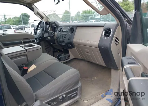 2009 Ford F-250 Fx4/King Ranch/Lariat/Xl/Xlt z USA, uszkodzony, nr VIN 1FTSW21589EA77406